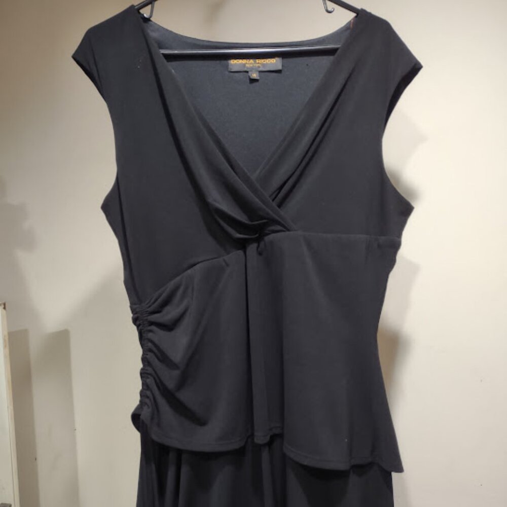 DONNA RICCO BLACK SLEEVELESS ASYMMETRIC LAYERS EVENING DRESS RUCHED SIDE SIZE 14